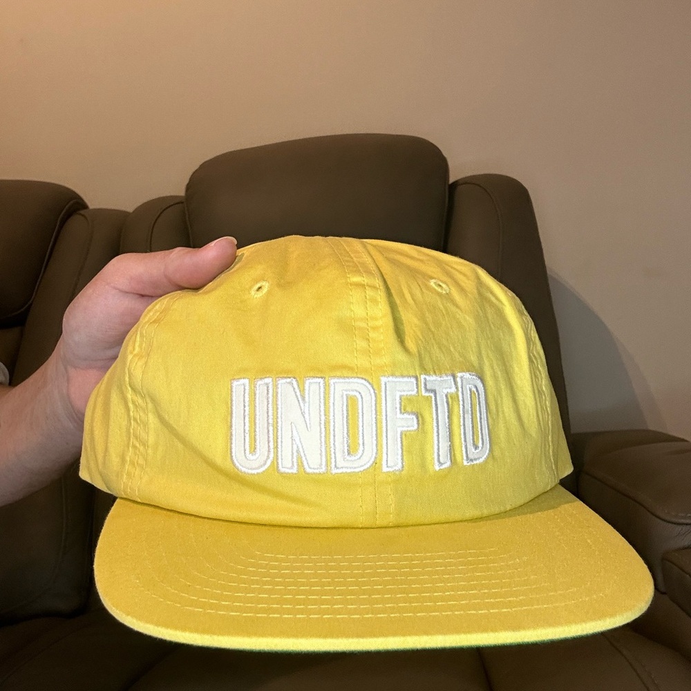 Undefeated hat, new with tag